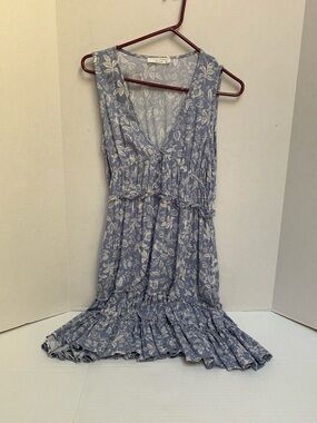 Final Touch Blue Floral V-Neck Tiered MIDI Dress Woman’s M